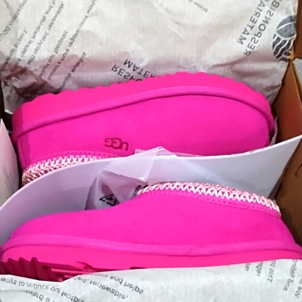 UGGs, rock rose/pink girls/toddler size 12